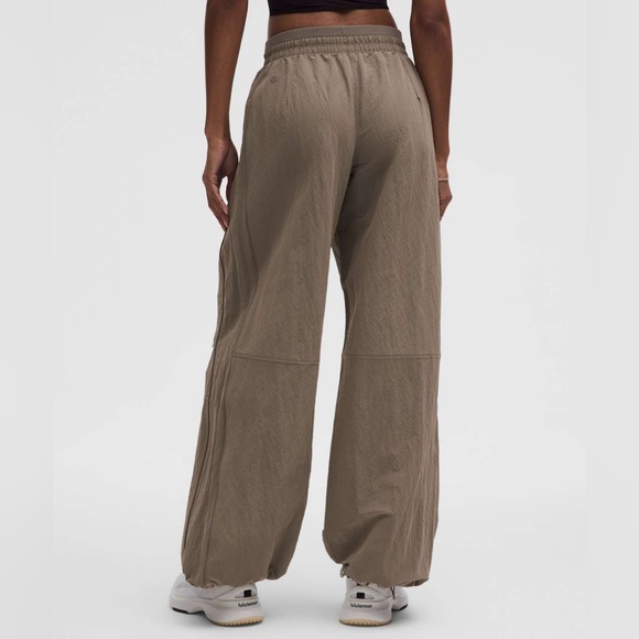 Lululemon Crinkle Nylon Parachute Pant - Picture 3 of 3